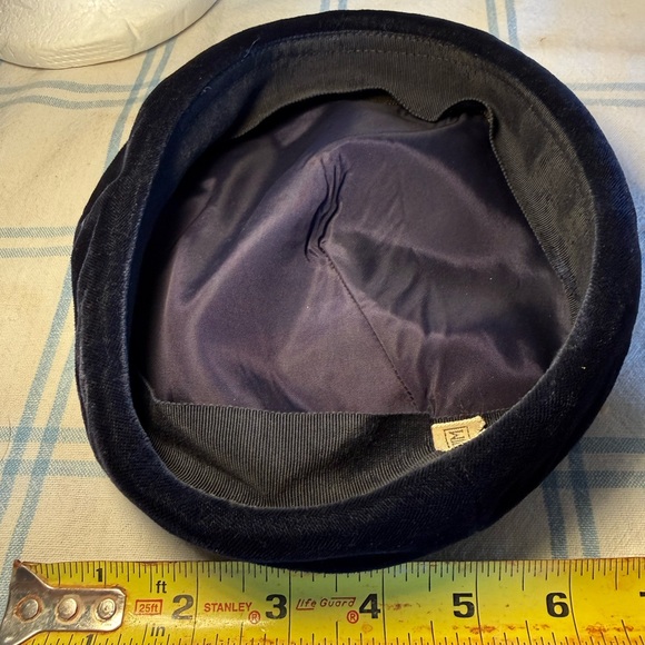 Vintage Black Beret Hat - Picture 6 of 6